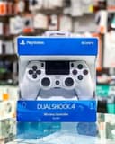 Sony PS4 DualShock 4 Wireless Controller (Glacier White)